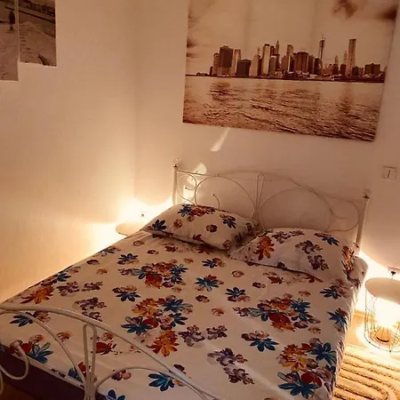 Rossa Apartment